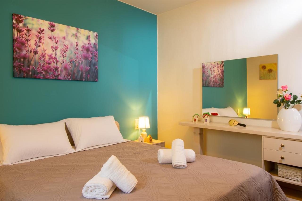 Eleni'S Cozy House Villa อายิโอสนิโกลาโอส ภายนอก รูปภาพ